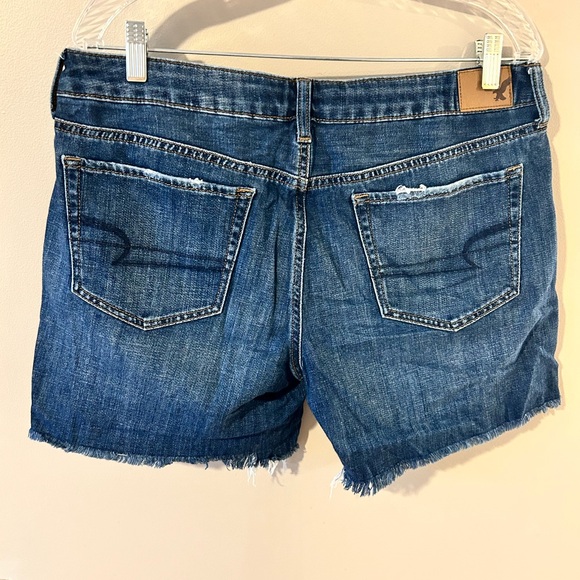 American Eagle boy midi shorts, size 12 - Picture 2 of 4